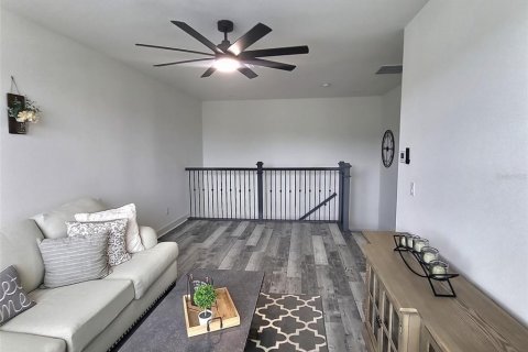 Casa en venta en Wesley Chapel, Florida, 5 dormitorios, 271.37 m2 № 1918290 - foto 30