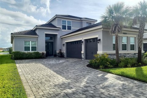 Casa en venta en Wesley Chapel, Florida, 5 dormitorios, 271.37 m2 № 1918290 - foto 1