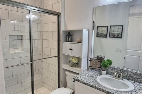 Casa en venta en Wesley Chapel, Florida, 5 dormitorios, 271.37 m2 № 1918290 - foto 24