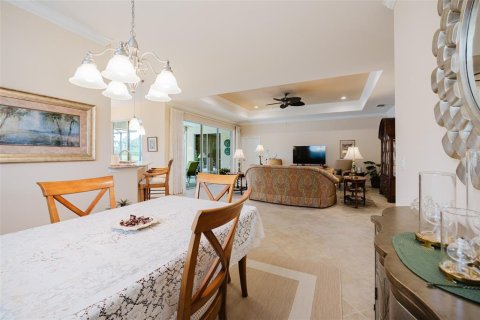 House in Punta Gorda, Florida 4 bedrooms, 240.62 sq.m. № 2230676 - photo 12