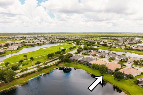 House in Punta Gorda, Florida 4 bedrooms, 240.62 sq.m. № 2230676 - photo 3