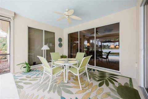 House in Punta Gorda, Florida 4 bedrooms, 240.62 sq.m. № 2230676 - photo 21