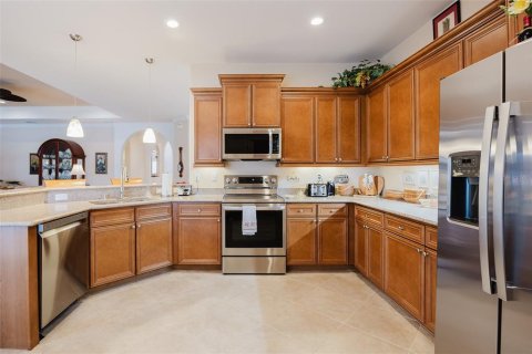 House in Punta Gorda, Florida 4 bedrooms, 240.62 sq.m. № 2230676 - photo 15
