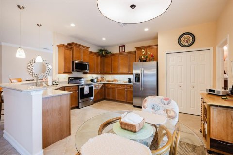 House in Punta Gorda, Florida 4 bedrooms, 240.62 sq.m. № 2230676 - photo 14