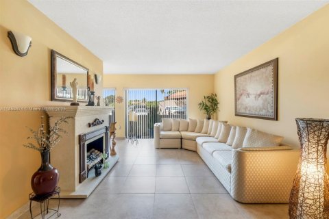 Condo in Miami, Florida, 2 bedrooms  № 1871782 - photo 18