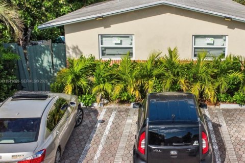 Villa ou maison à Pompano Beach, Floride 2 chambres, 145.86 m2 № 1998787