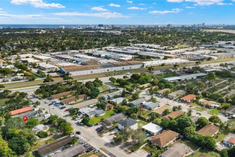 Villa ou maison à louer à Pompano Beach, Floride: 2 chambres, 145.86 m2 № 1998787 - photo 28