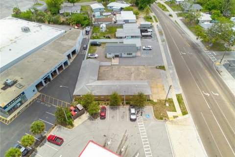 Propiedad comercial en venta en New Port Richey, Florida, 241.55 m2 № 1785935 - foto 23