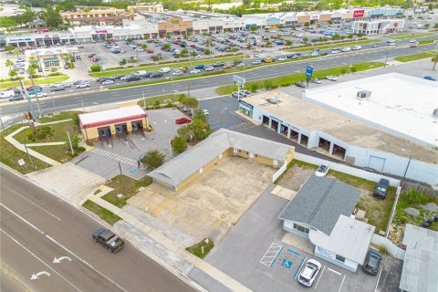 Propiedad comercial en venta en New Port Richey, Florida, 241.55 m2 № 1785935 - foto 2