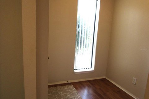 Townhouse in Brandon, Florida 2 bedrooms, 108.51 sq.m. № 2378367 - photo 5