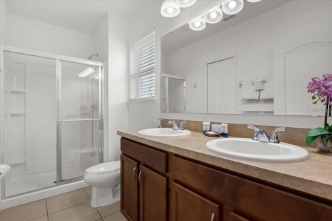 Villa ou maison à louer à Kissimmee, Floride: 5 chambres, 191.29 m2 № 2167842 - photo 15