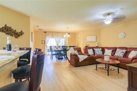 Villa ou maison à louer à Kissimmee, Floride: 5 chambres, 191.29 m2 № 2167842 - photo 8