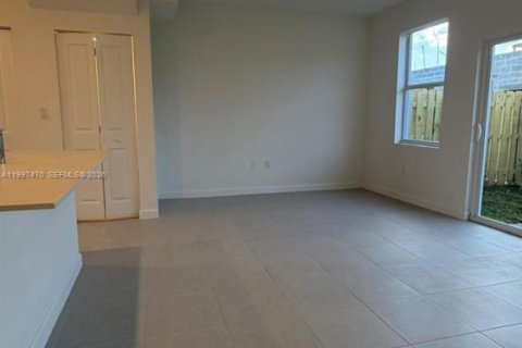 Touwnhouse à louer à Florida City, Floride: 3 chambres, 134.34 m2 № 2059525 - photo 28