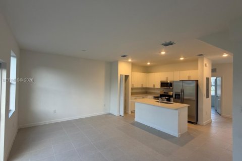 Touwnhouse à louer à Florida City, Floride: 3 chambres, 134.34 m2 № 2059525 - photo 5