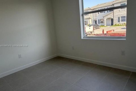 Touwnhouse à louer à Florida City, Floride: 3 chambres, 134.34 m2 № 2059525 - photo 16