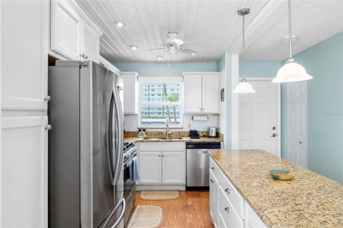 Copropriété à vendre à Gulfport, Floride: 2 chambres, 116.13 m2 № 1759959 - photo 5