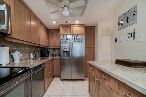 Condo in Aventura, Florida, 2 bedrooms  № 1465822 - photo 10