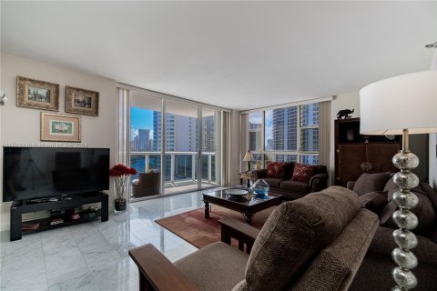 Condo in Aventura, Florida, 2 bedrooms  № 1465822 - photo 22