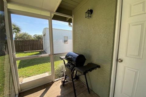 Apartamento en alquiler en Port Charlotte, Florida, 2 dormitorios, 65.03 m2 № 1883177 - foto 2
