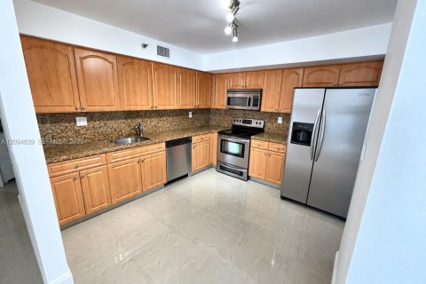 Copropriété à louer à Aventura, Floride: 2 chambres, 125.7 m2 № 2385036 - photo 10