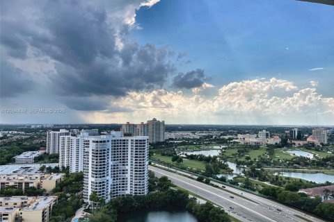 Copropriété à louer à Aventura, Floride: 2 chambres, 125.7 m2 № 2385036 - photo 6