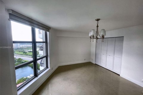 Copropriété à louer à Aventura, Floride: 2 chambres, 125.7 m2 № 2385036 - photo 12