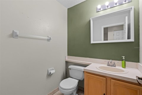 House in Orlando, Florida 3 bedrooms, 259.48 sq.m. № 2220076 - photo 23