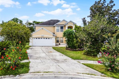 House in Orlando, Florida 3 bedrooms, 259.48 sq.m. № 2220076