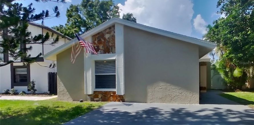 Casa en Tampa, Florida 3 dormitorios, 116.59 m2 № 1910982