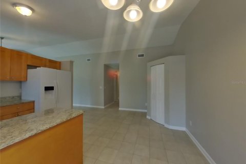 Casa en alquiler en Tampa, Florida, 3 dormitorios, 116.59 m2 № 1910982 - foto 4