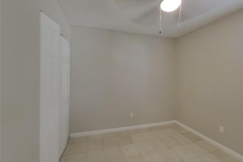 Casa en alquiler en Tampa, Florida, 3 dormitorios, 116.59 m2 № 1910982 - foto 11