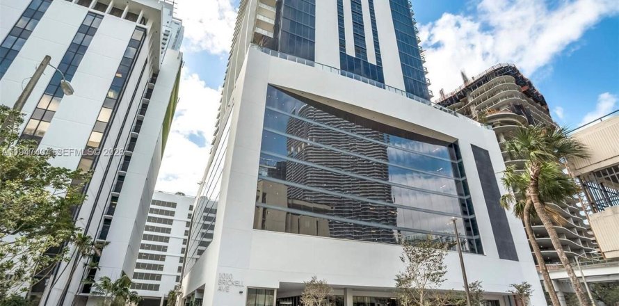 Condominio en Miami, Florida, 2 dormitorios № 2005688