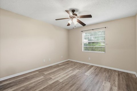 House in Plant City, Florida 3 bedrooms, 199.37 sq.m. № 2231248 - photo 29
