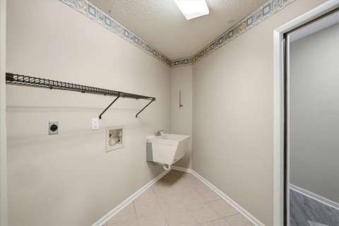 House in Plant City, Florida 3 bedrooms, 199.37 sq.m. № 2231248 - photo 23