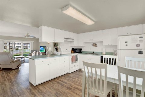Condominio en alquiler en New Smyrna Beach, Florida, 2 dormitorios, 97.08 m2 № 1419313 - foto 7