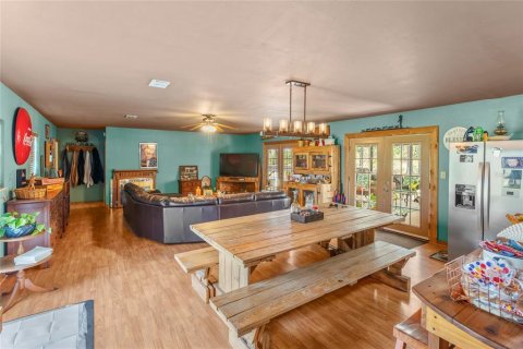 House in Brooker, Florida 3 bedrooms, 145.48 sq.m. № 2100701 - photo 19