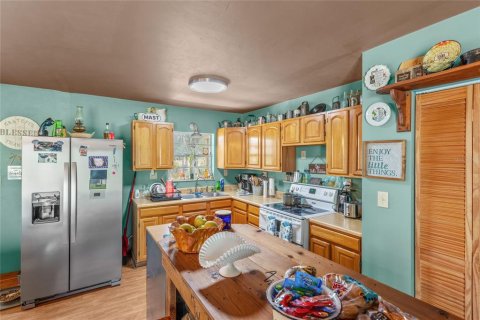 House in Brooker, Florida 3 bedrooms, 145.48 sq.m. № 2100701 - photo 15