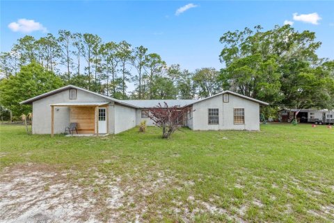 Casa en Brooker, Florida 3 dormitorios, 145.48 m2 № 2100701
