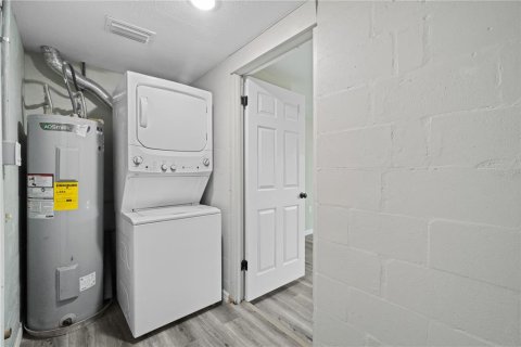 Casa en venta en Lakeland, Florida, 3 dormitorios, 96.62 m2 № 1866493 - foto 10