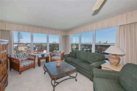 Condo in Venice, Florida, 2 bedrooms  № 1540532 - photo 16