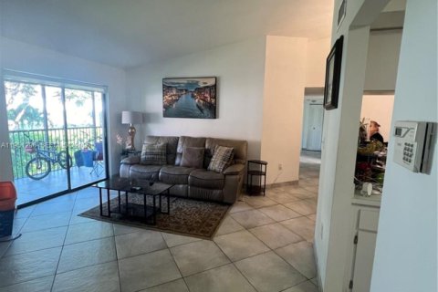 Condominio en Miami, Florida, 3 dormitorios  № 2007278