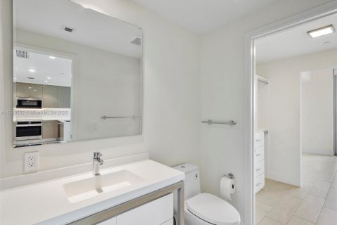 Купить кондоминиум в Санрайз, Флорида 2 спальни, 95.32м2, № 1701799 - фото 16
