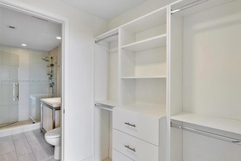 Купить кондоминиум в Санрайз, Флорида 2 спальни, 95.32м2, № 1701799 - фото 18