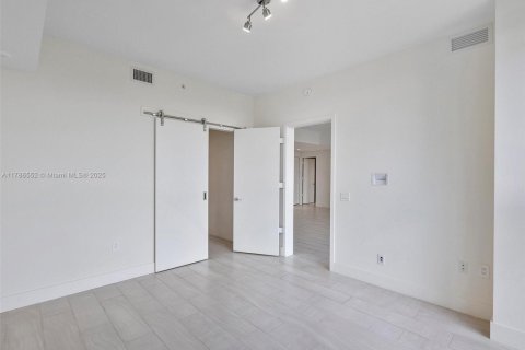 Купить кондоминиум в Санрайз, Флорида 2 спальни, 95.32м2, № 1701799 - фото 23