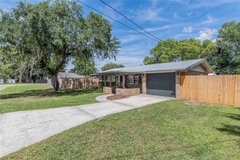 House in Fort Meade, Florida 3 bedrooms, 83.61 sq.m. № 2285300