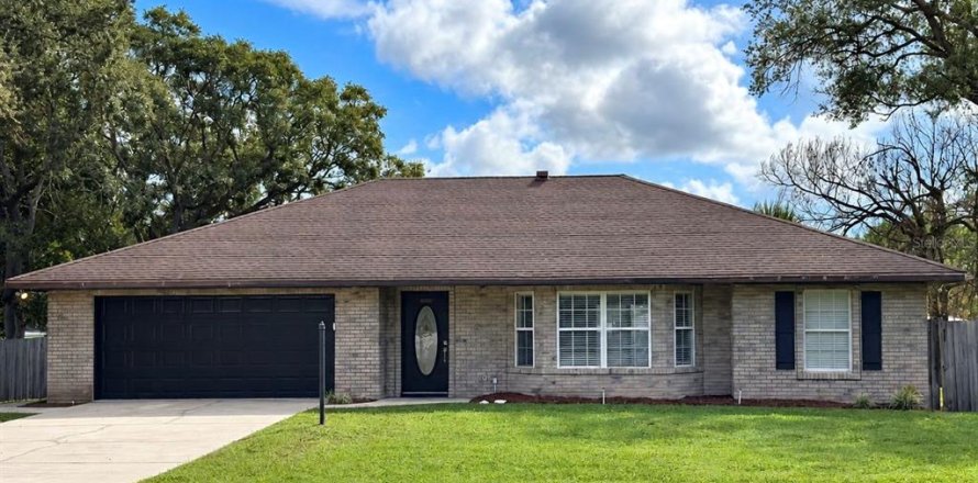 Casa en Deltona, Florida 3 dormitorios, 133.22 m2 № 2383815
