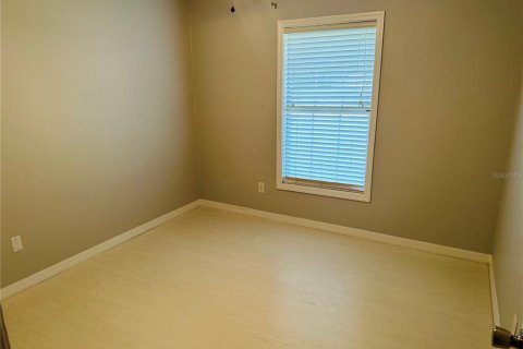 Casa en venta en Deltona, Florida, 3 dormitorios, 133.22 m2 № 2383815 - foto 9