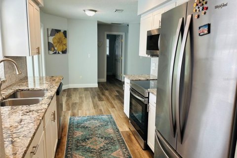 Casa en venta en Deltona, Florida, 3 dormitorios, 133.22 m2 № 2383815 - foto 6