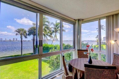 Copropriété à louer à Lake Park, Floride: 2 chambres, 126.63 m2 № 2262417 - photo 9
