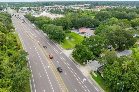 Propiedad comercial en venta en Brandon, Florida № 1403658 - foto 14